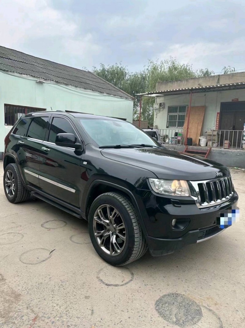 洛陽13年Jeep大切諾基3