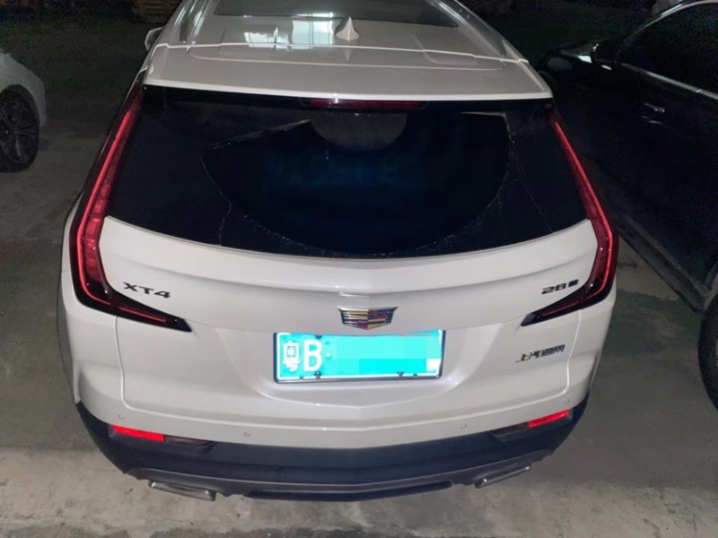 深圳22年凯迪拉克XT44