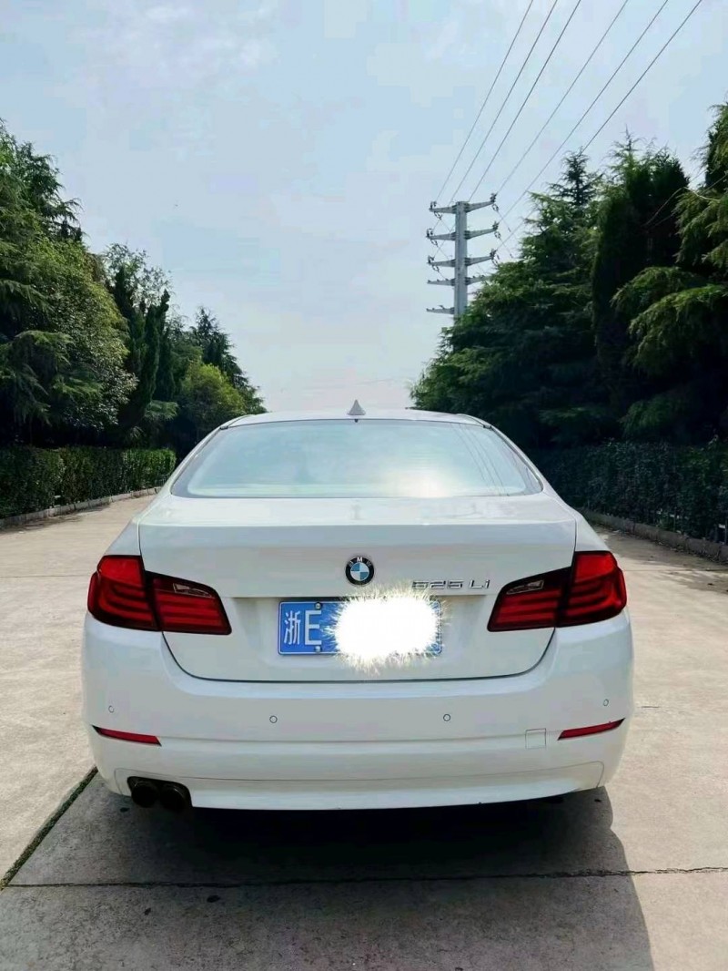 东营13年宝马5系2