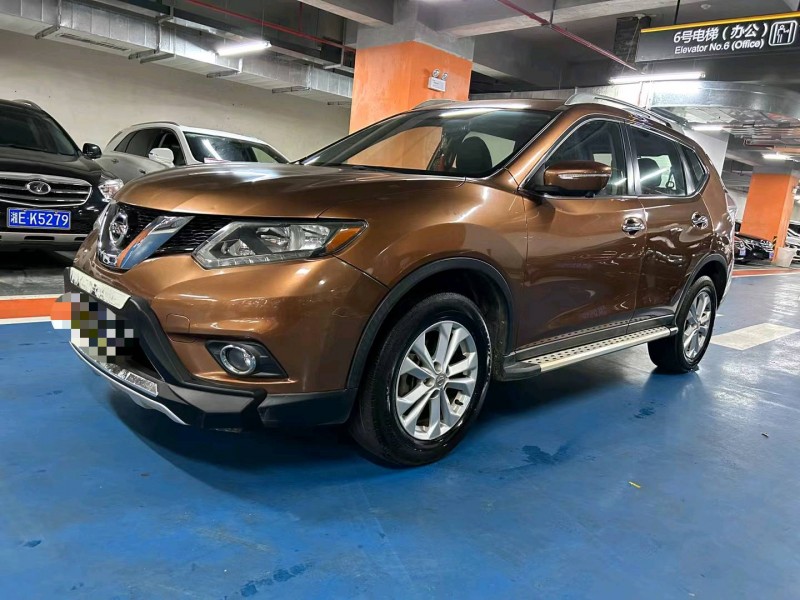 長沙17年日產奇駿3