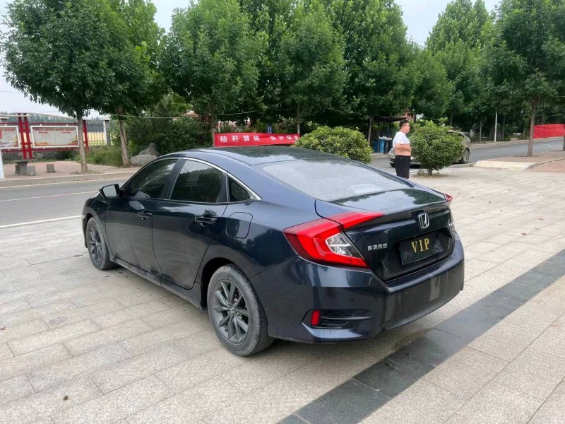 济南19年本田思域8