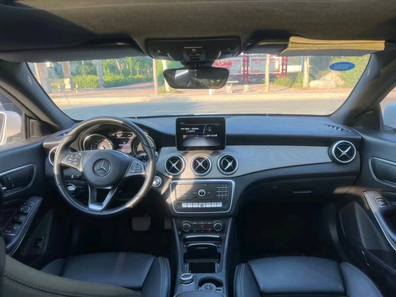 济南18年奔驰CLA5