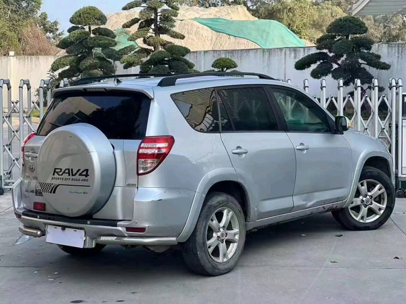 汕头12年丰田RAV43