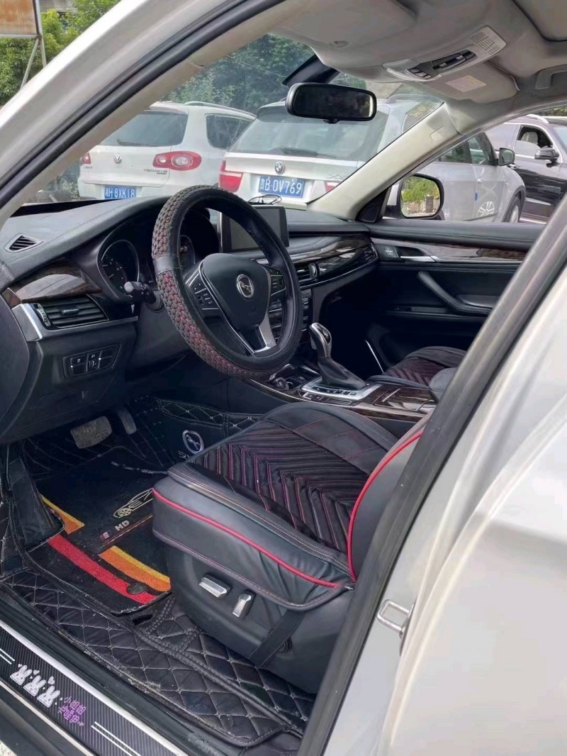 安順17年漢騰汽車X76