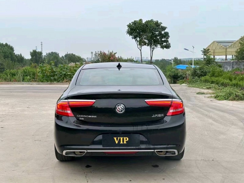 淄博18年别克君越2