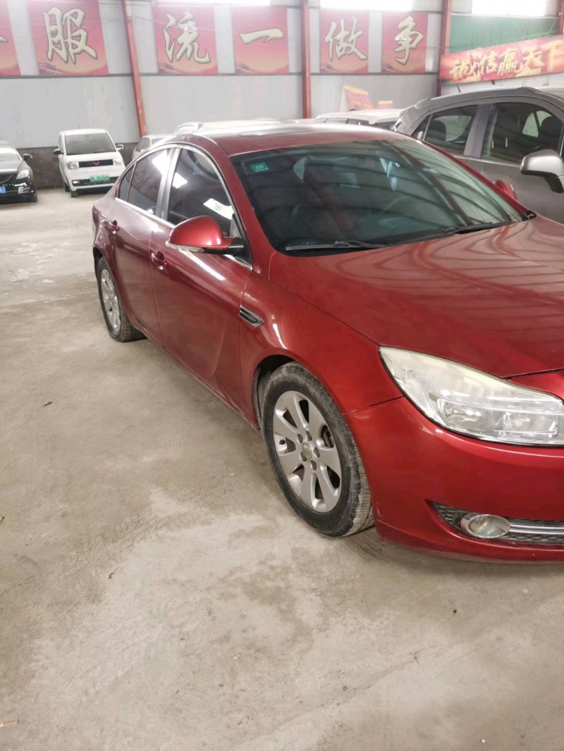 枣庄13年别克君威2