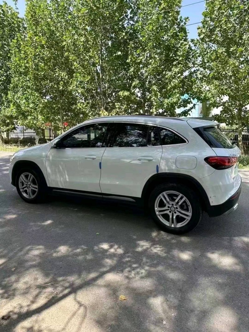 东营20年奔驰GLA5