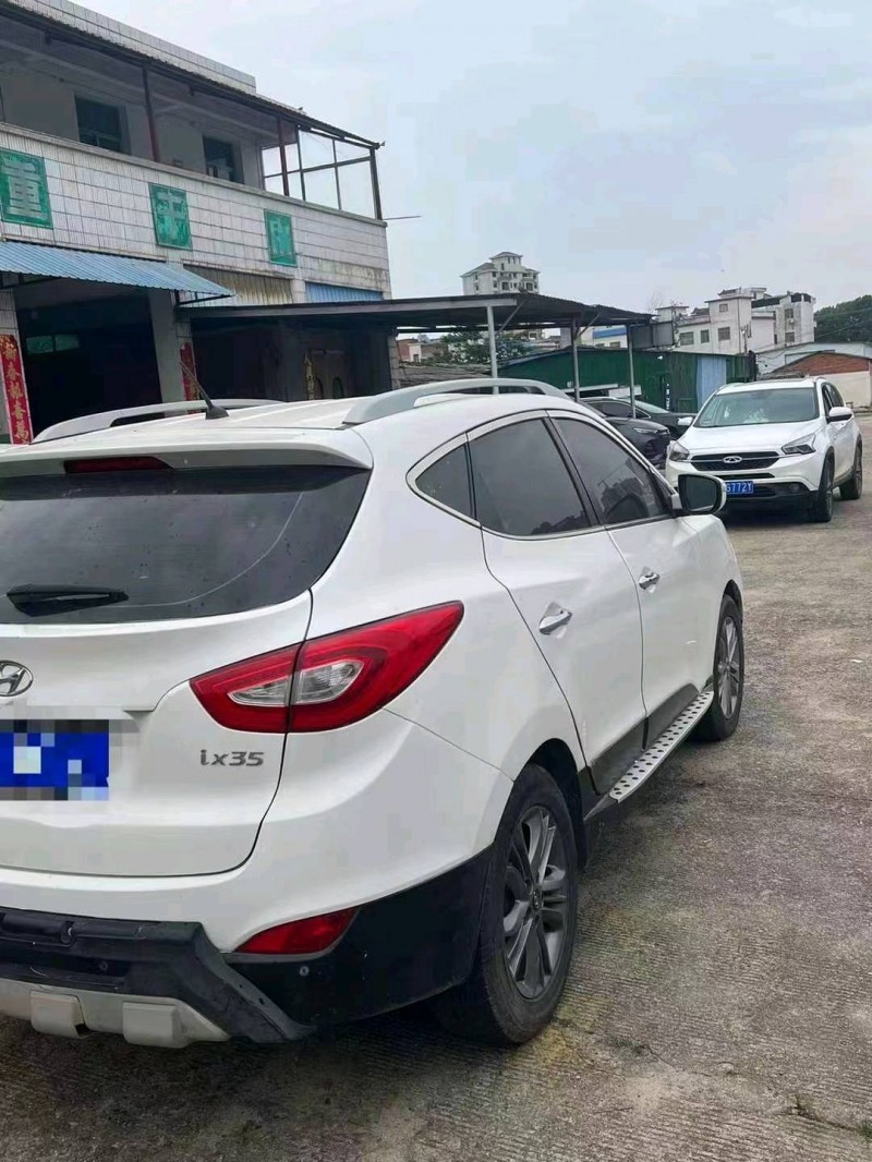 济南16年现代ix356