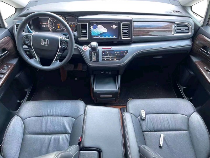 济宁19年本田艾力绅4