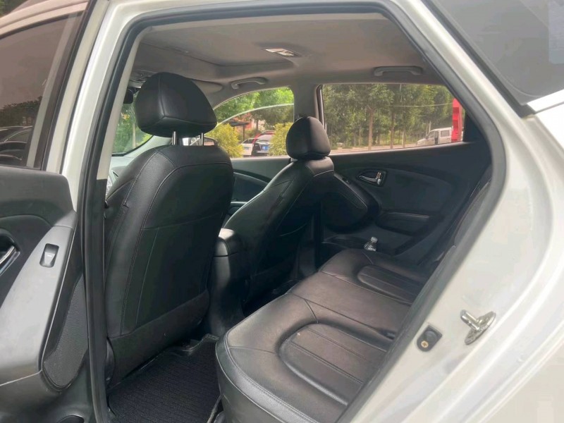 济南14年现代ix356