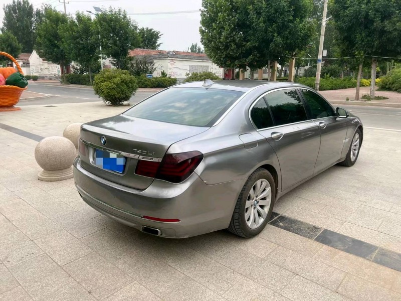 济南14年宝马7系8