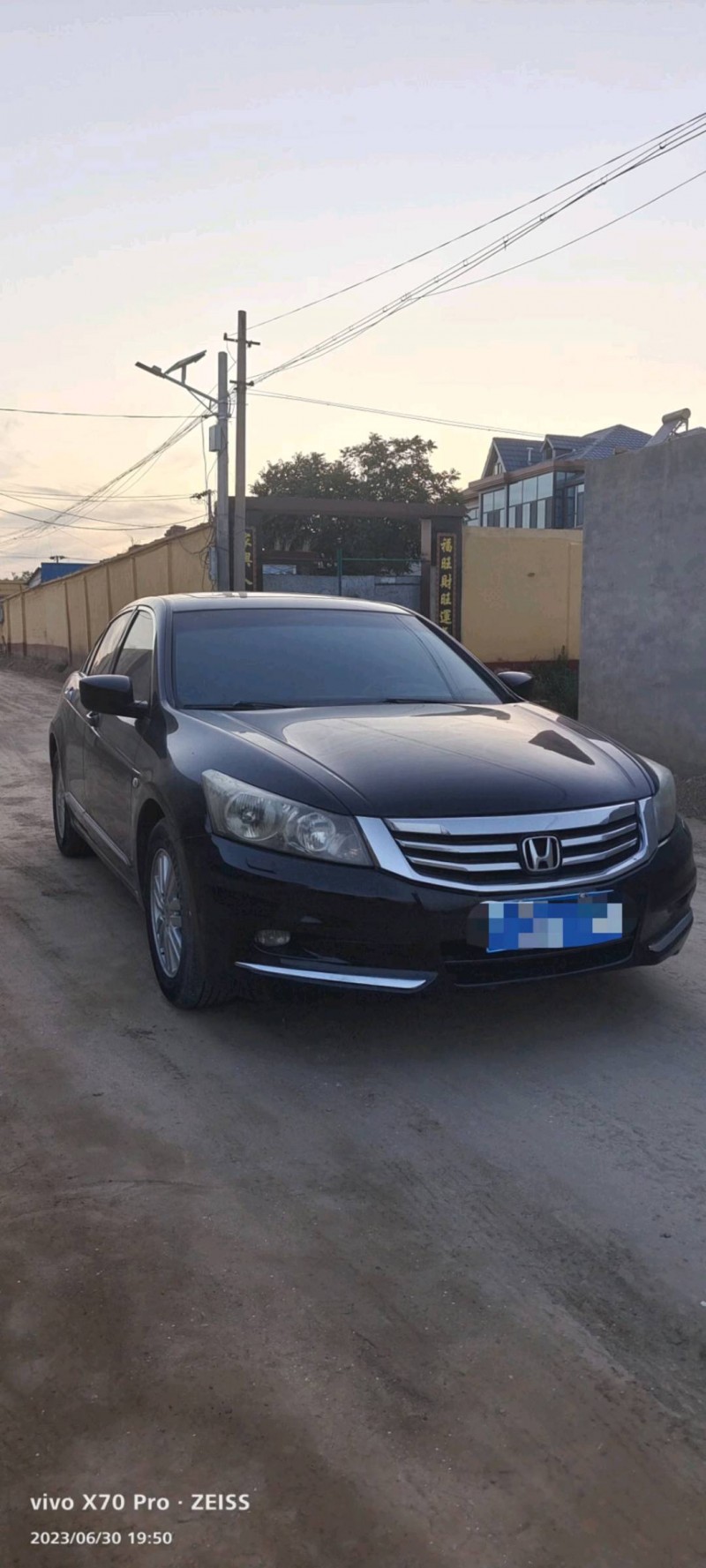 保定13年本田雅阁2