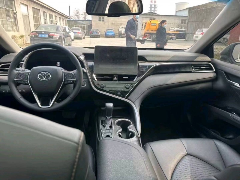 济南21年丰田凯美瑞4