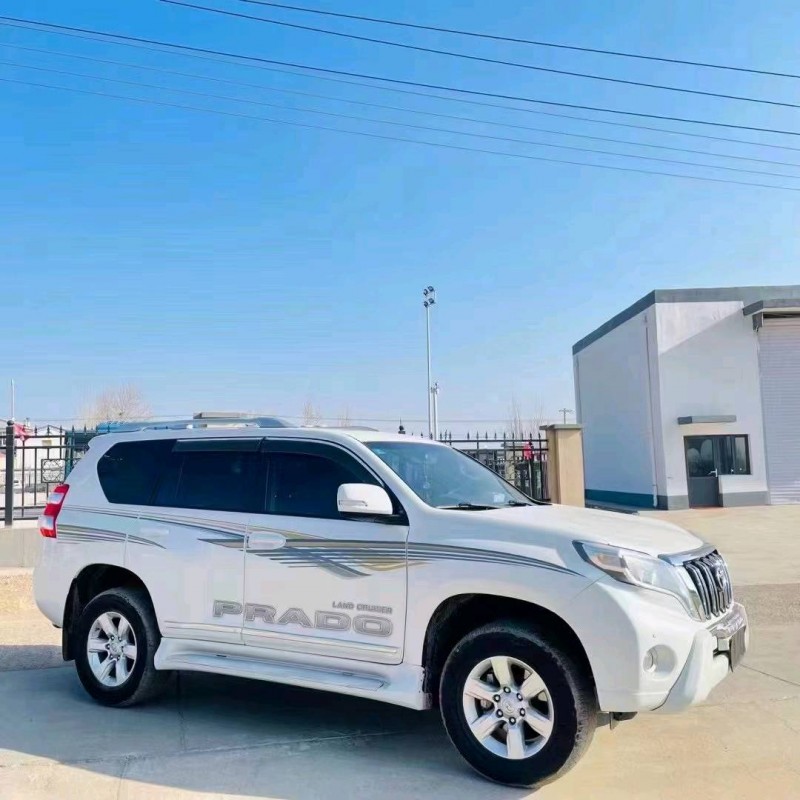 包頭17年豐田普拉多2