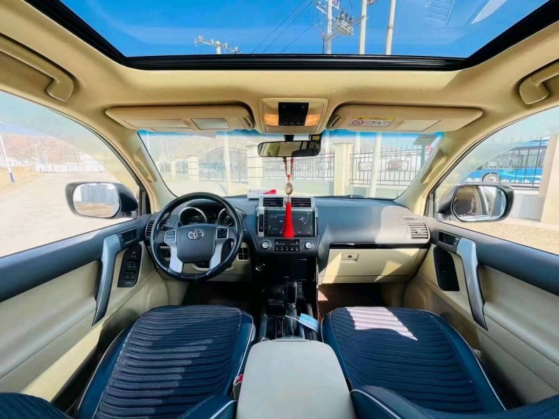 包頭17年豐田普拉多4