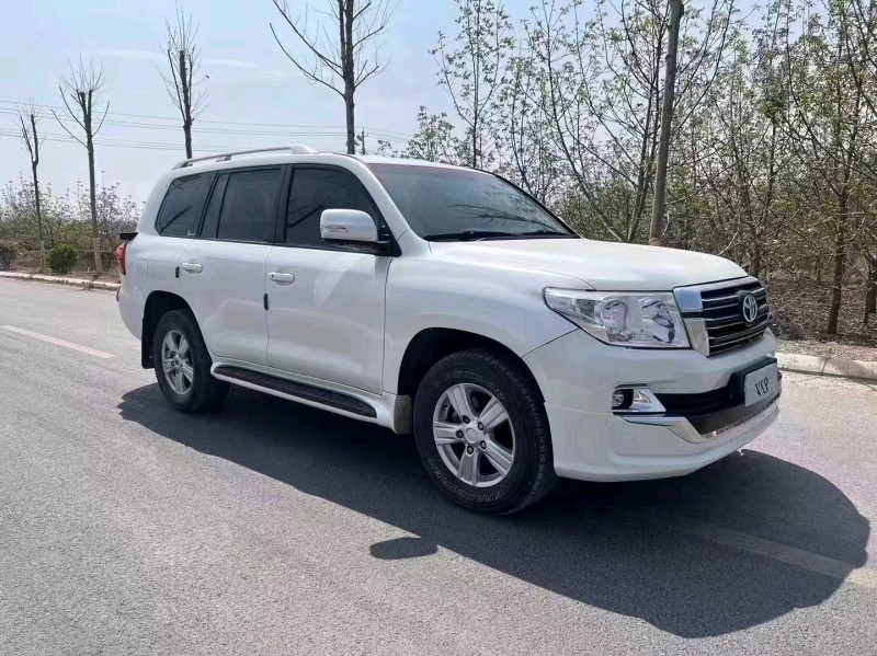 济南16年丰田兰德酷路泽3