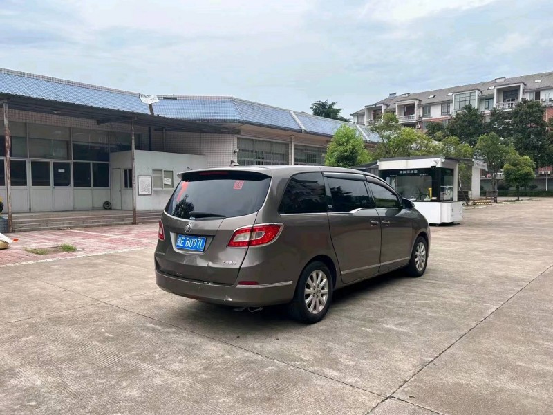 嘉兴12年别克GL86