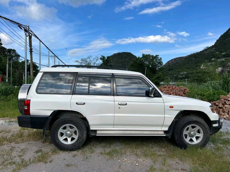 桂林16年獵豹汽車Q66
