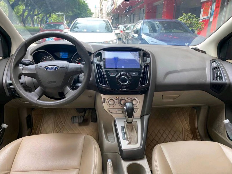 广州13年福特福克斯3