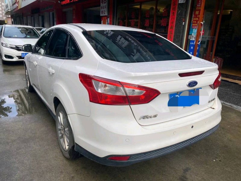 广州13年福特福克斯4