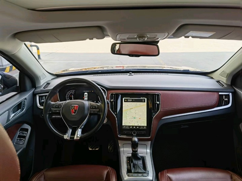 保定17年荣威RX57