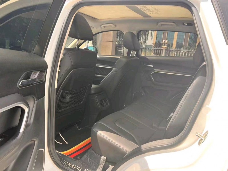 保定18年哈弗H67