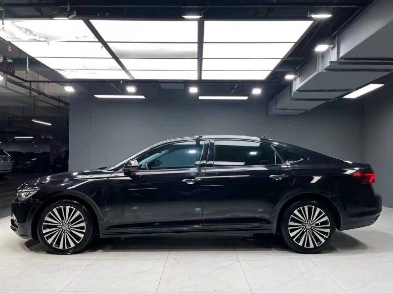 成都19年大众帕萨特8