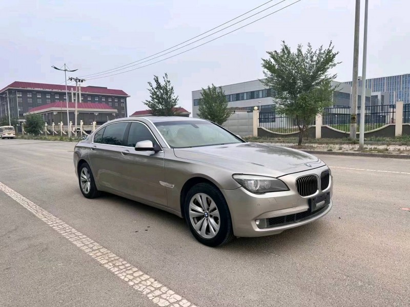 北京09年宝马7系2