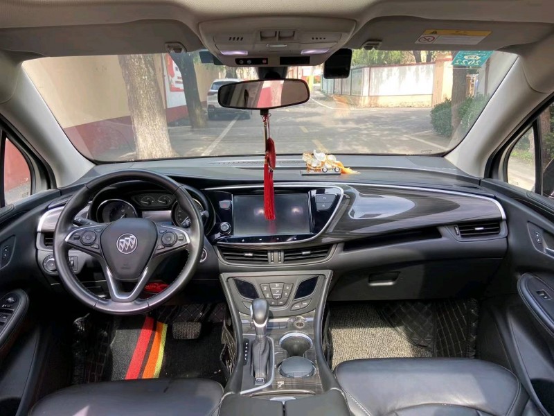 青岛20年别克昂科威6