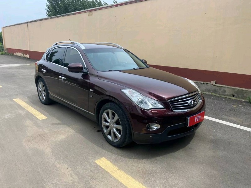 青岛14年英菲尼迪QX503