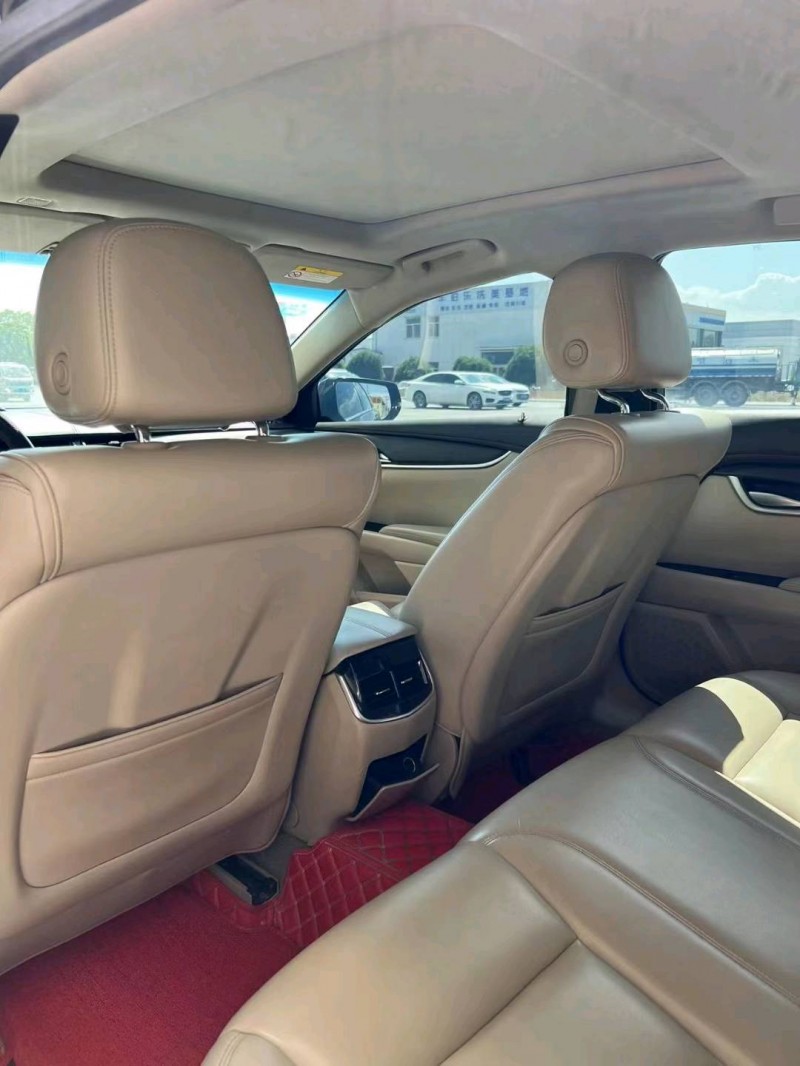 保定17年凯迪拉克XTS7