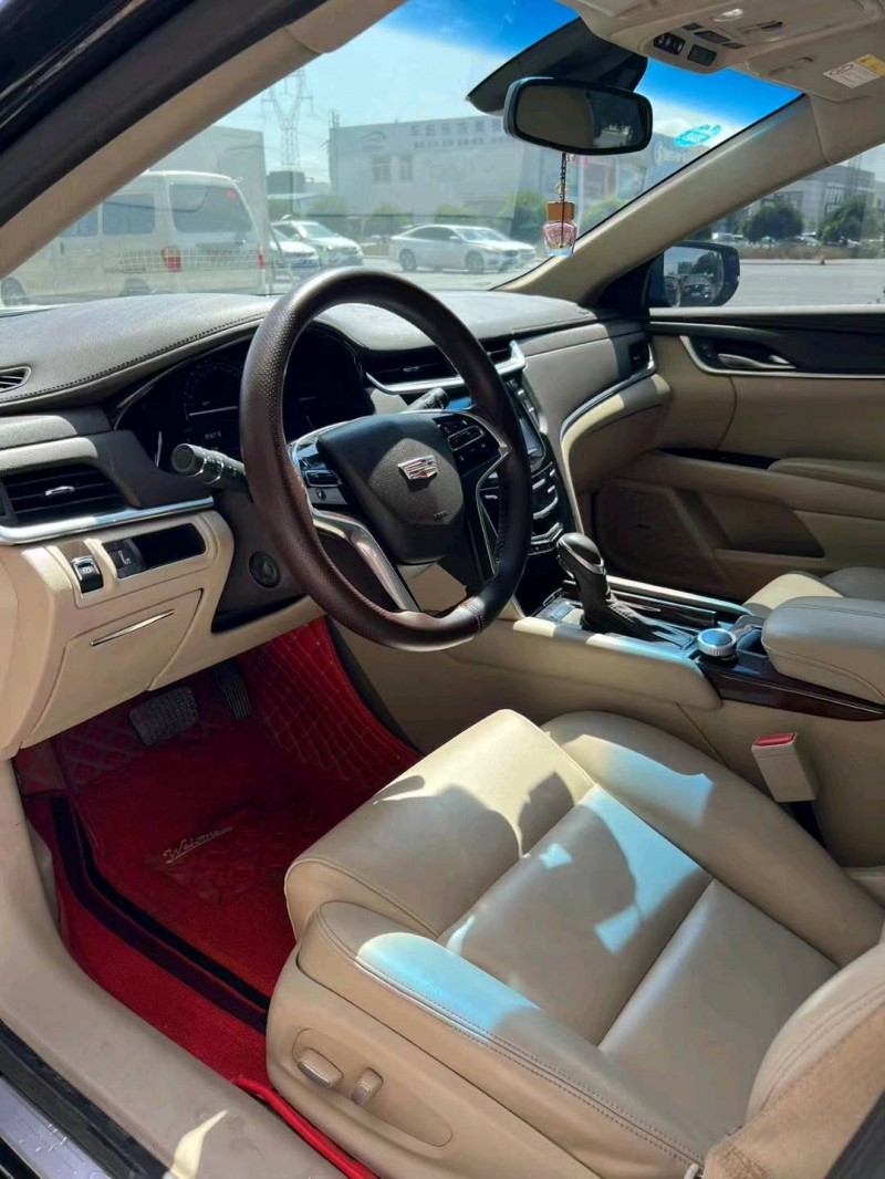 保定17年凯迪拉克XTS8