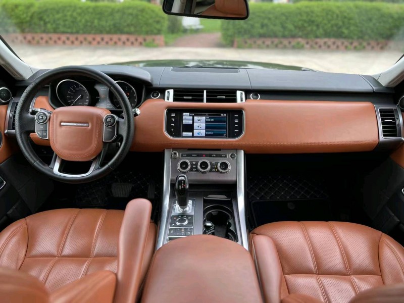 广州14年路虎揽胜运动3