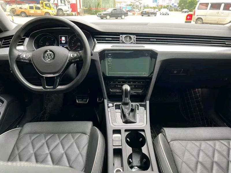 保定21年大众迈腾4