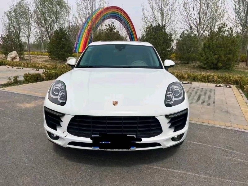 邯郸16年保时捷Macan1