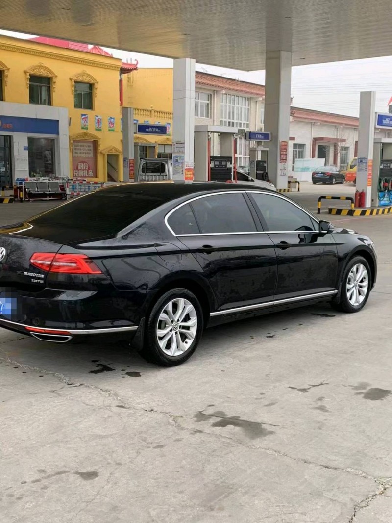 保定17年大众迈腾8