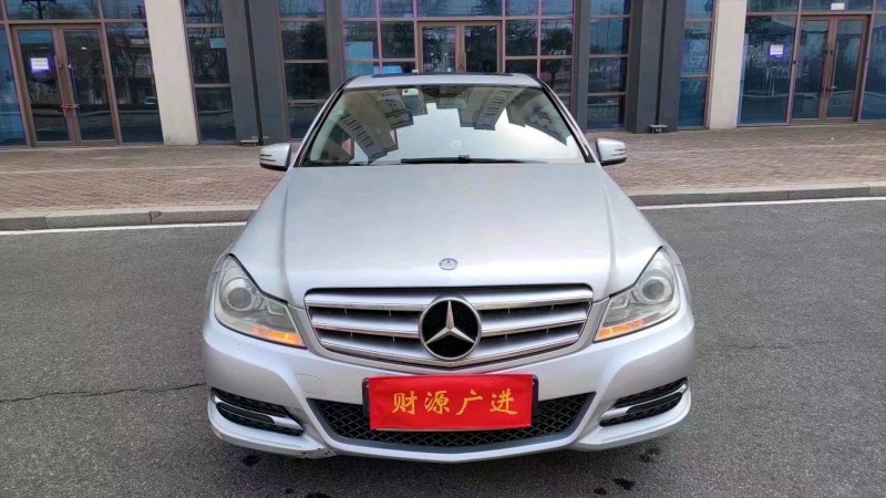 东营13年奔驰C1