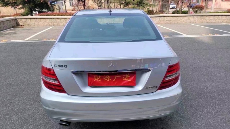 东营13年奔驰C9