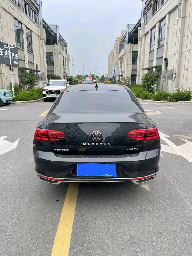 淮南22年大众迈腾8