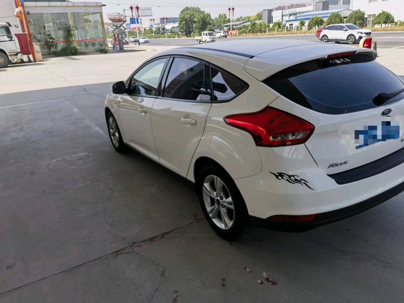 保定18年福特福克斯2