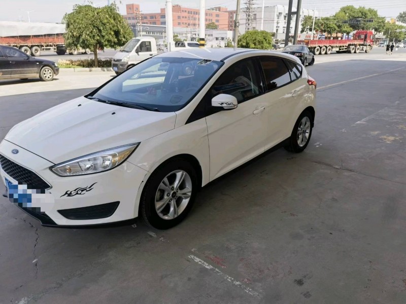 保定18年福特福克斯3