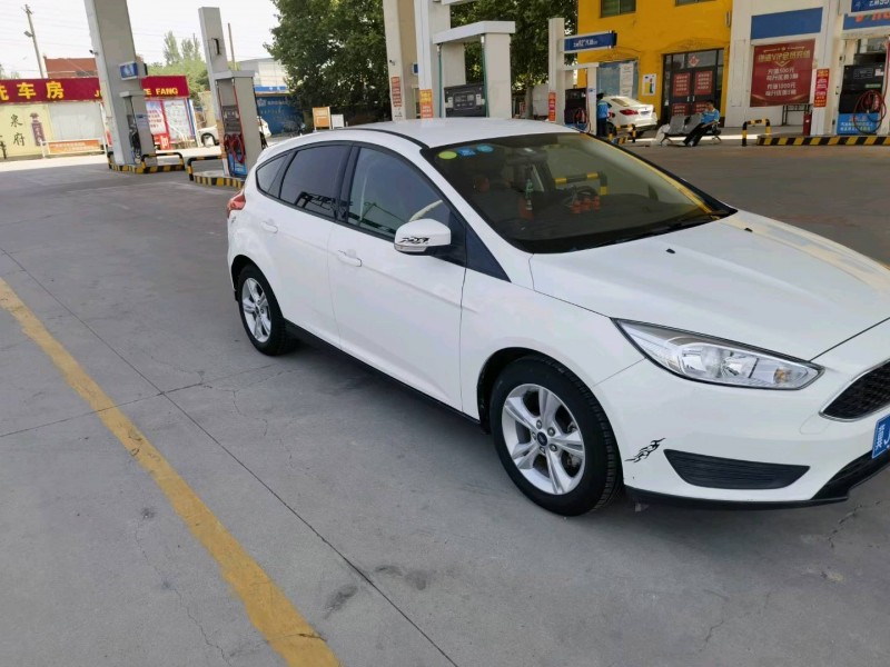 保定18年福特福克斯4