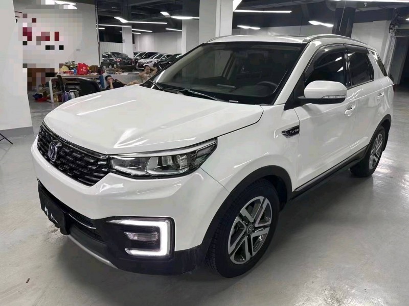 曲靖19年長安汽車CS552