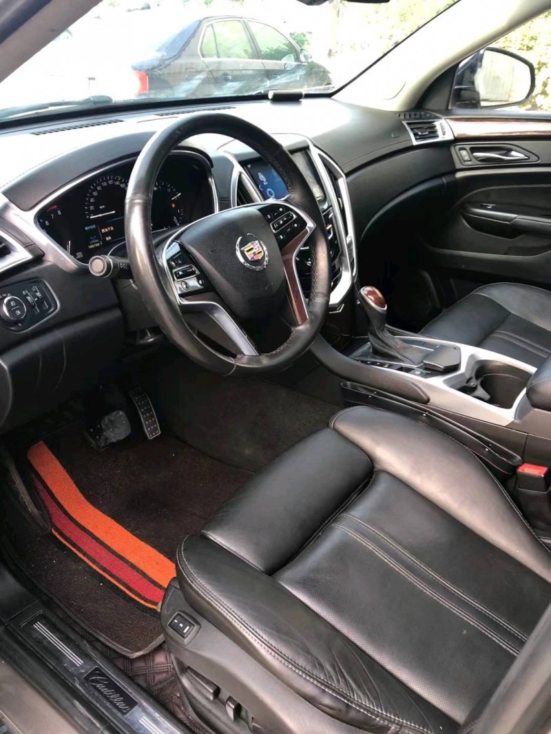 廊坊14年凯迪拉克SRX4