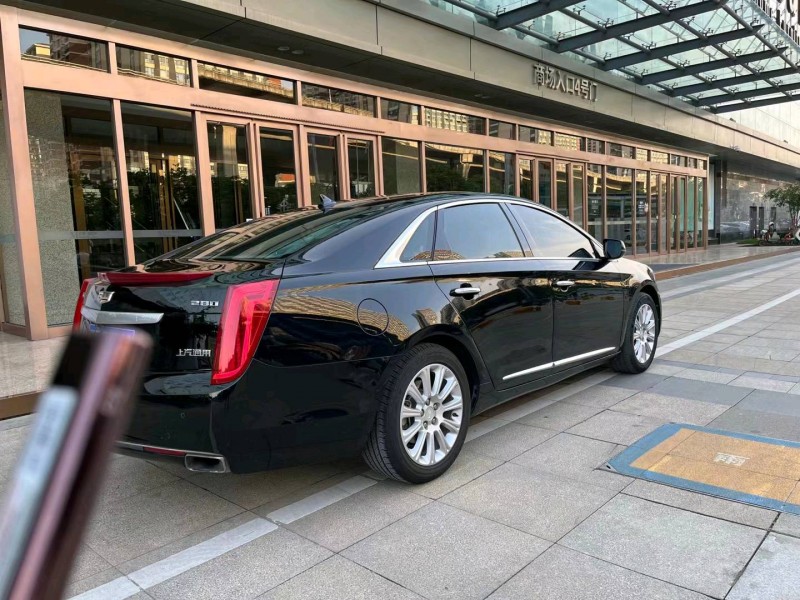 宜昌16年凯迪拉克XTS8