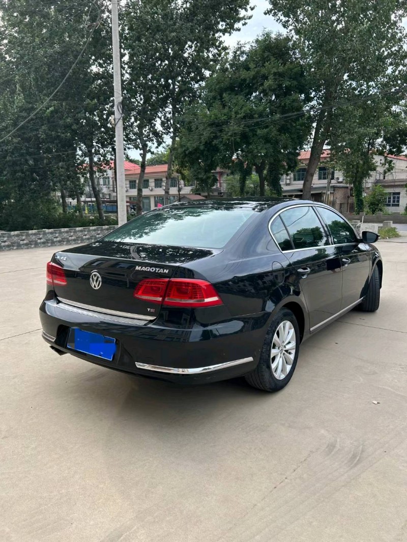 保定14年大众迈腾7