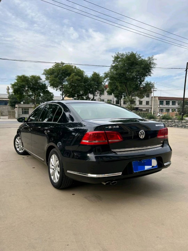 保定14年大众迈腾8