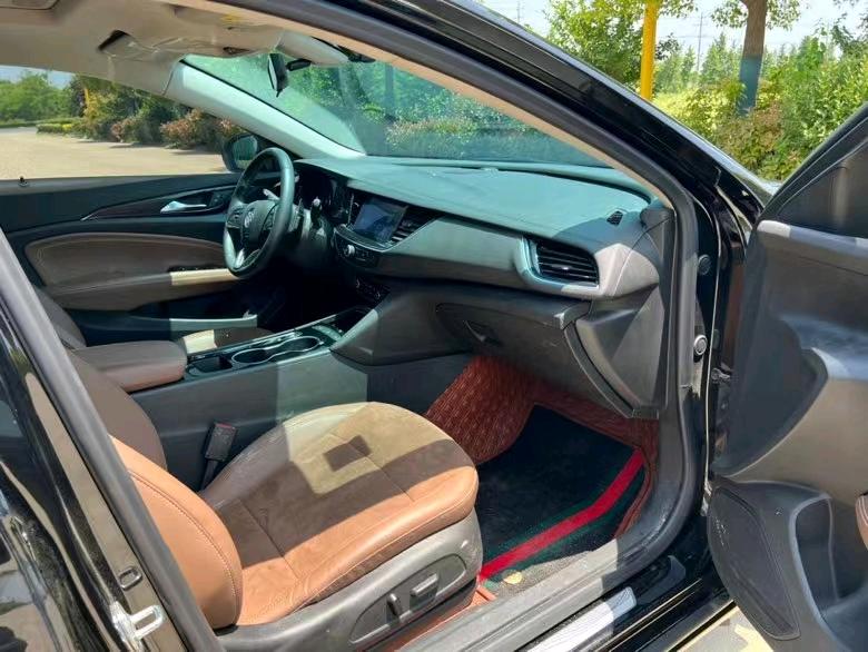 盐城21年别克君威7