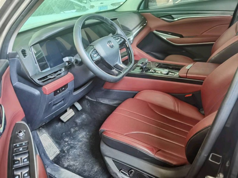 保定21年長安汽車CS755