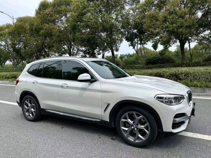 苏州20年宝马X33